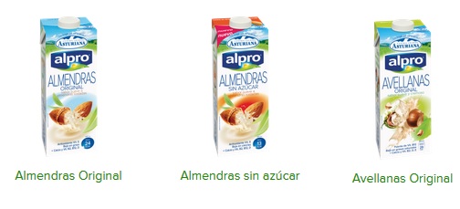 Izda: Leche de almendras. Centro: Leche de almendras sin azúcar. Drcha: Leche de avellanas