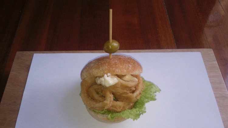 Calamares alioli