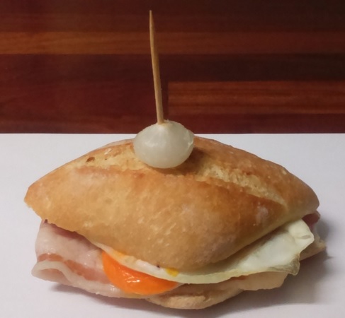 Huevo frito con bacon