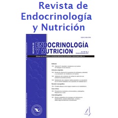 Título en parte superior de la revista científica 