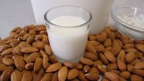 Evaluación crítica de un batido quemagrasas. Parte IV: Leche de almendras.