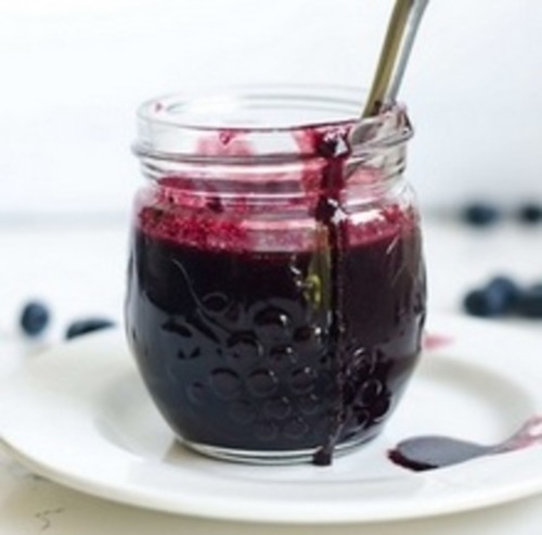 Salsa vinagreta de mermelada de arándano